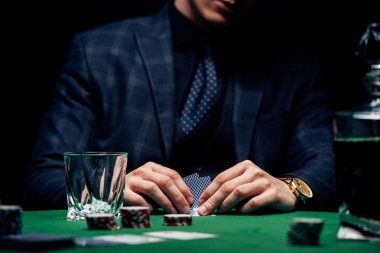 【扑克之星】21点中的“表格策略”真的能提高胜率吗？