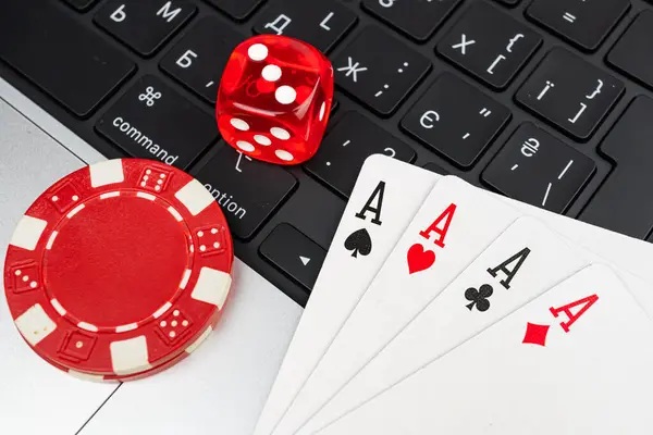 【扑克之星】老虎机游戏中的大奖是如何设置的?