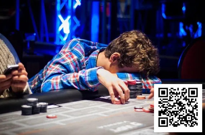 【扑克之星】一旦出现这8个迹象，继续打扑克就是在给对手送红包