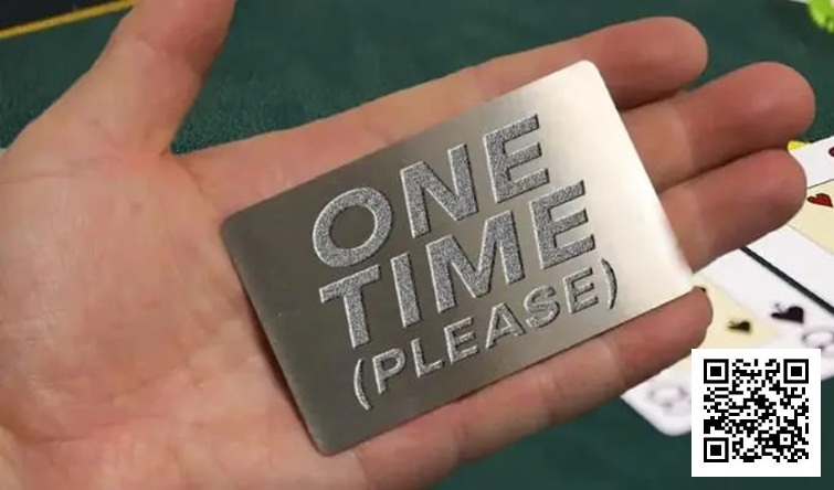 【扑克之星】实时辅助眼镜、作弊宝典……扑克玩家的“硬核”新年礼物清单来了！