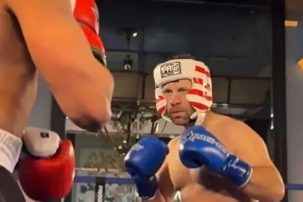 【扑克之星】Jungleman拳击赛结果大翻车!Dan Cates遭判TKO落败