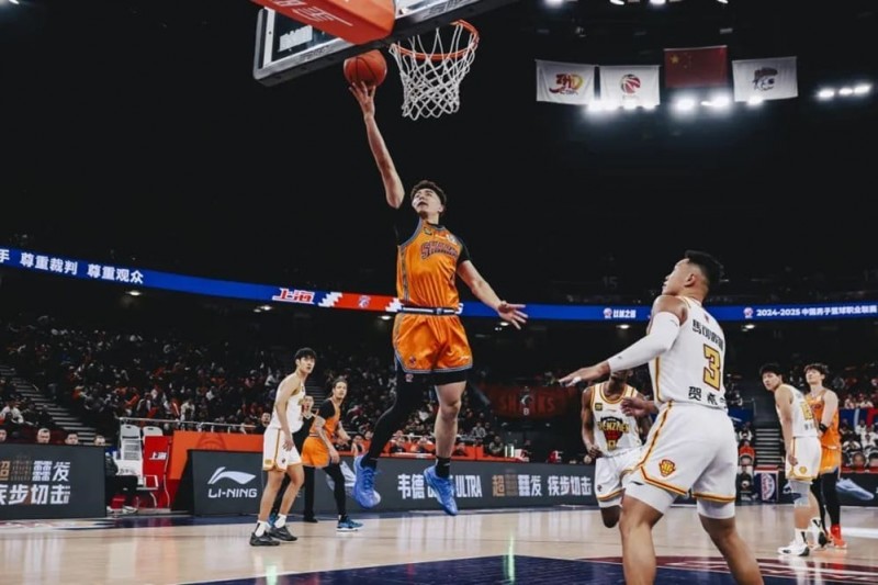 【扑克之星】篮球联赛季后赛关键场次赛事预测及球队实力对比