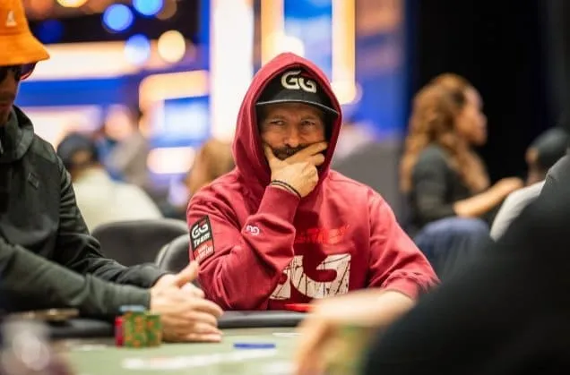 【扑克之星】丹牛Daniel Negreanu的名字竟惊现爱泼斯坦档案!