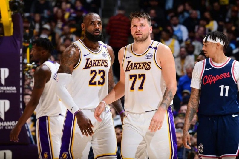 【扑克之星】焦点球星连续出场，状态起伏引发热议