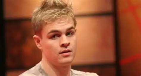 【扑克之星】河牌弃掉第二坚果同花:Andrew Robl这一手,到底是神级操作还是“标准操作”?