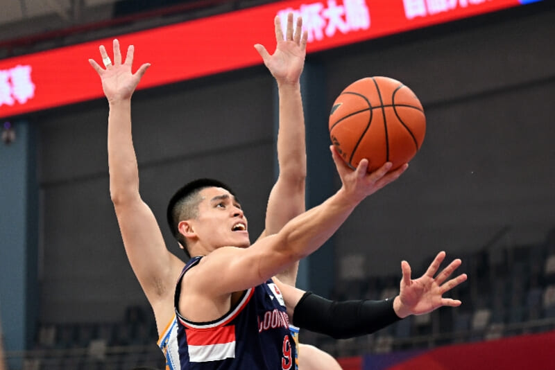 【扑克之星】CBA焦点战前瞻：北京首钢vs广东宏远，防守与快攻的巅峰对决
