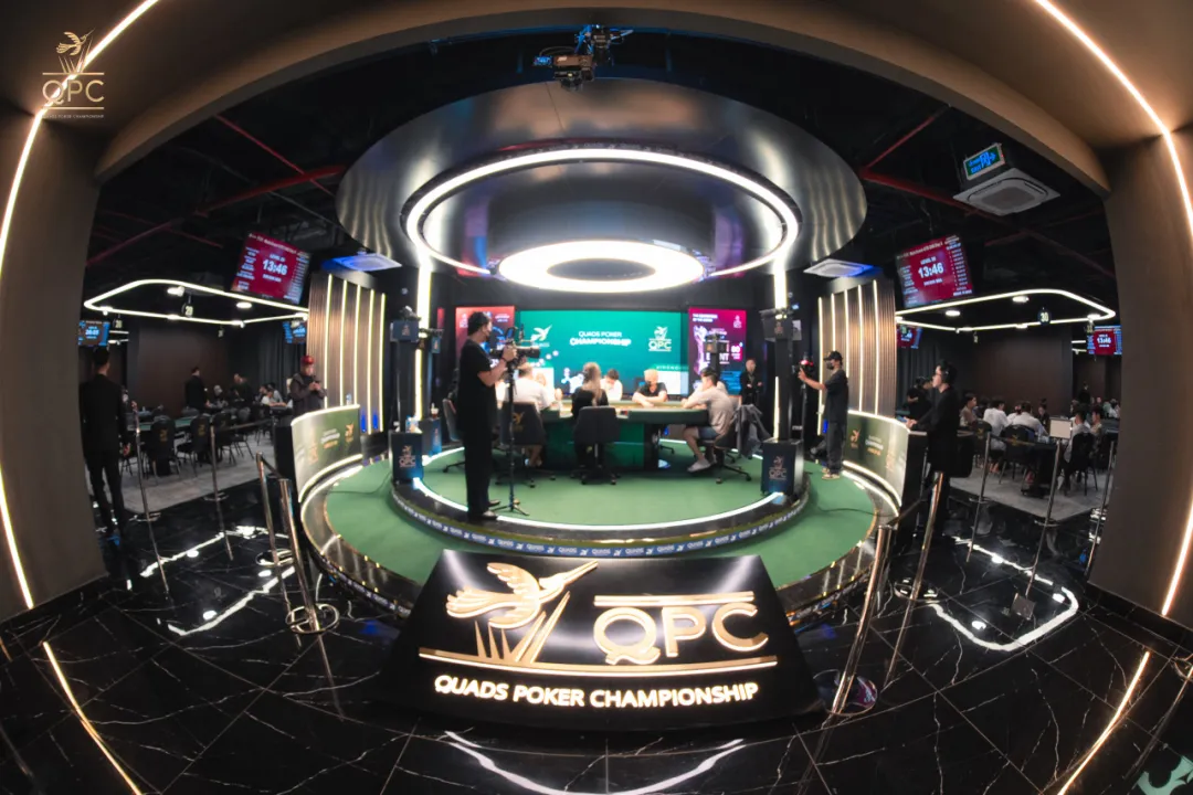 【扑克之星】越南河内QPC Day8｜“平南王”贾曰泉问鼎豪客帝国赛冠军，罗爽、潘财明分别获第五、第九名；陈明聪、冯苗打入主赛决赛桌将冲击奖杯