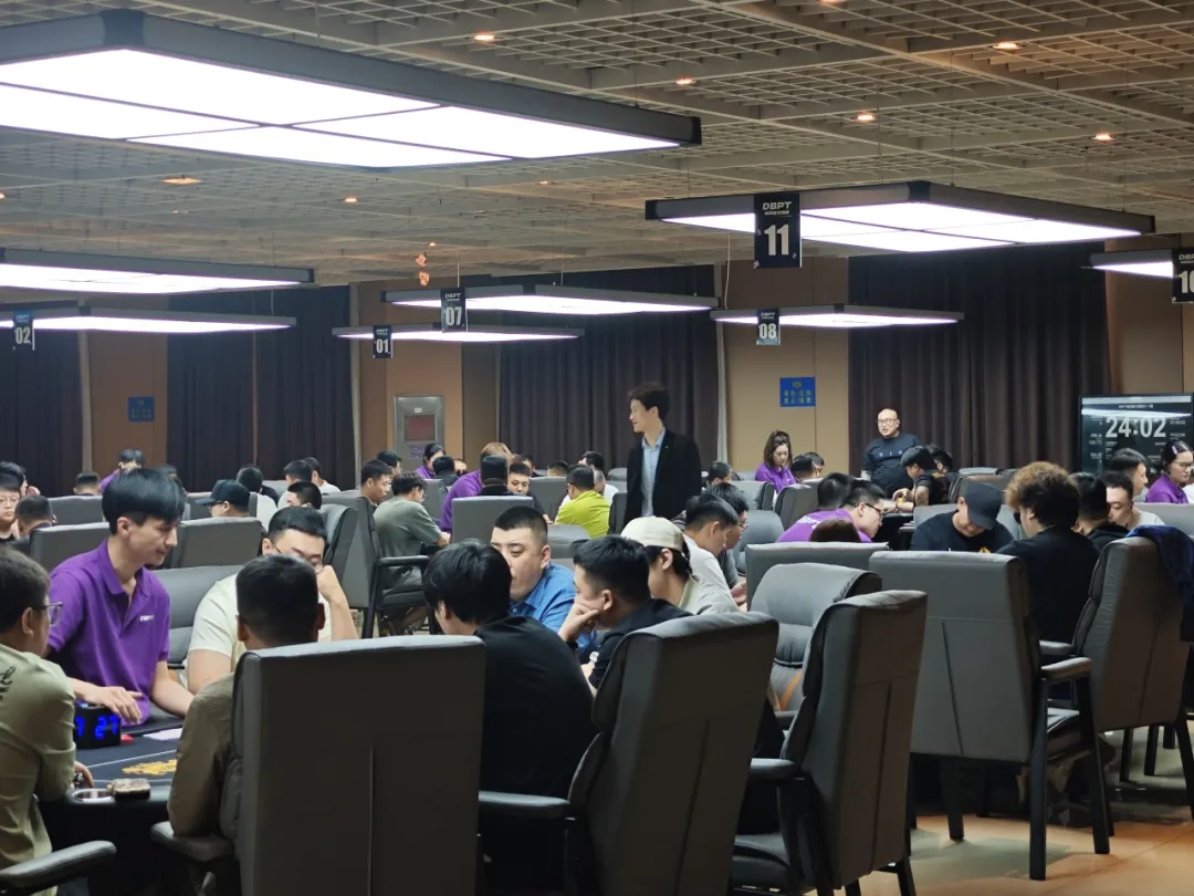【扑克之星】DBPT葫芦岛站C组战报:270人次创单日新高,何先生118万记分牌登顶“东北王”
