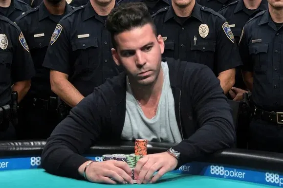 【扑克之星】从WSOP冠军到面临25年刑期,他到底经历了什么?